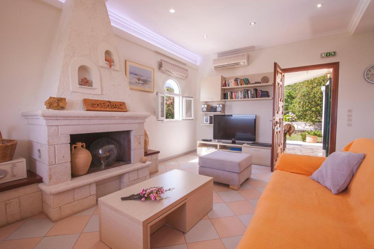 Villa Ftelias By Villa Plus Agios Stefanos  외부 사진