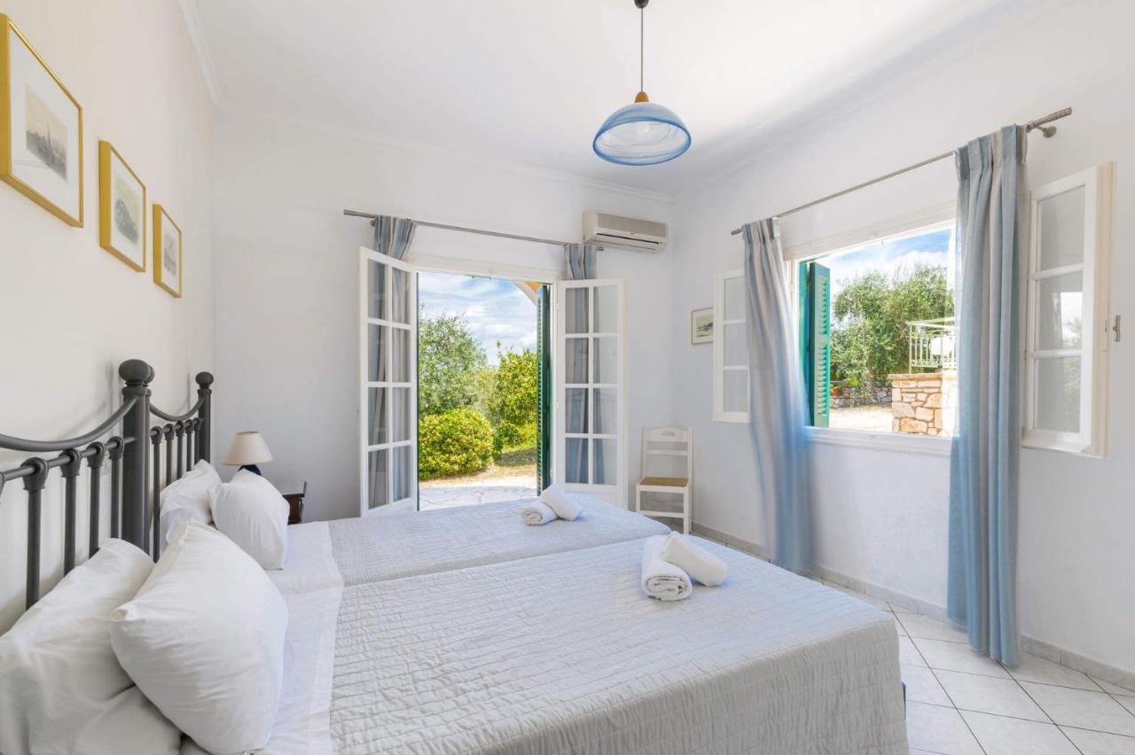 Villa Ftelias By Villa Plus Agios Stefanos  외부 사진